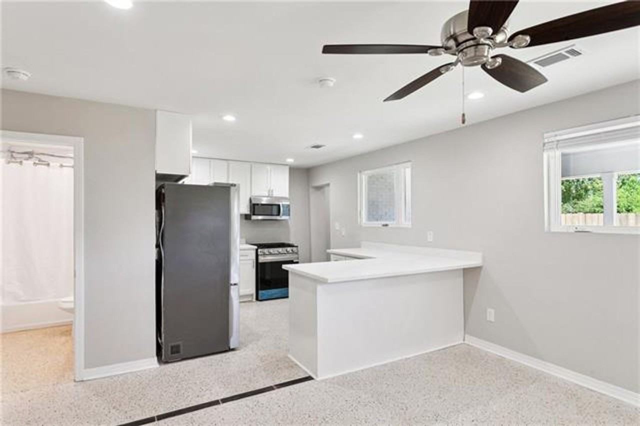 234 E 3rd St - Photo 3 of 9