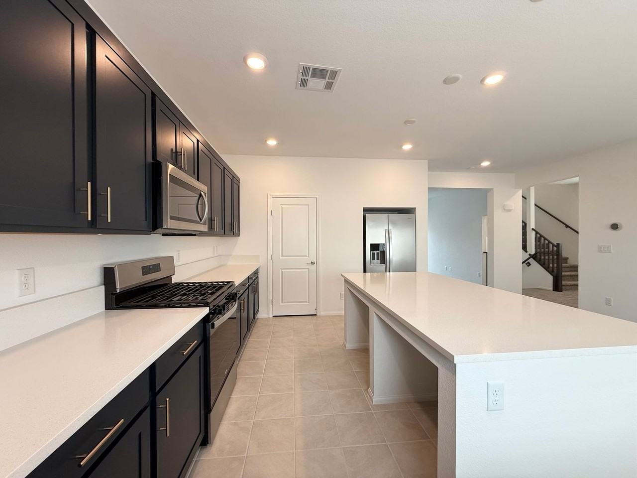 10399 Arbor Ridge St - Photo 2 of 39