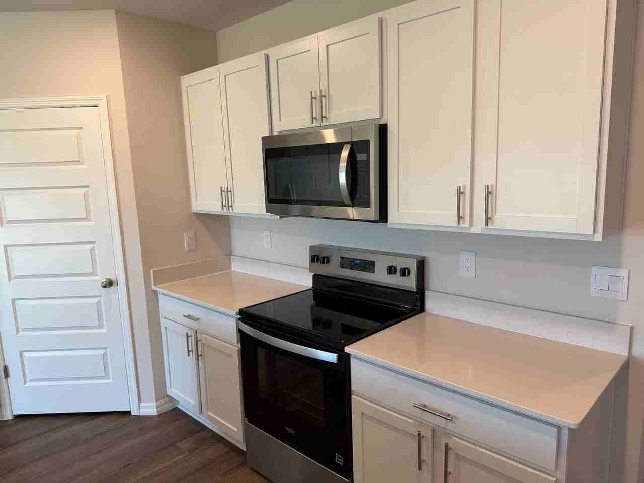 4019 Penelope Ave - Photo 4 of 23