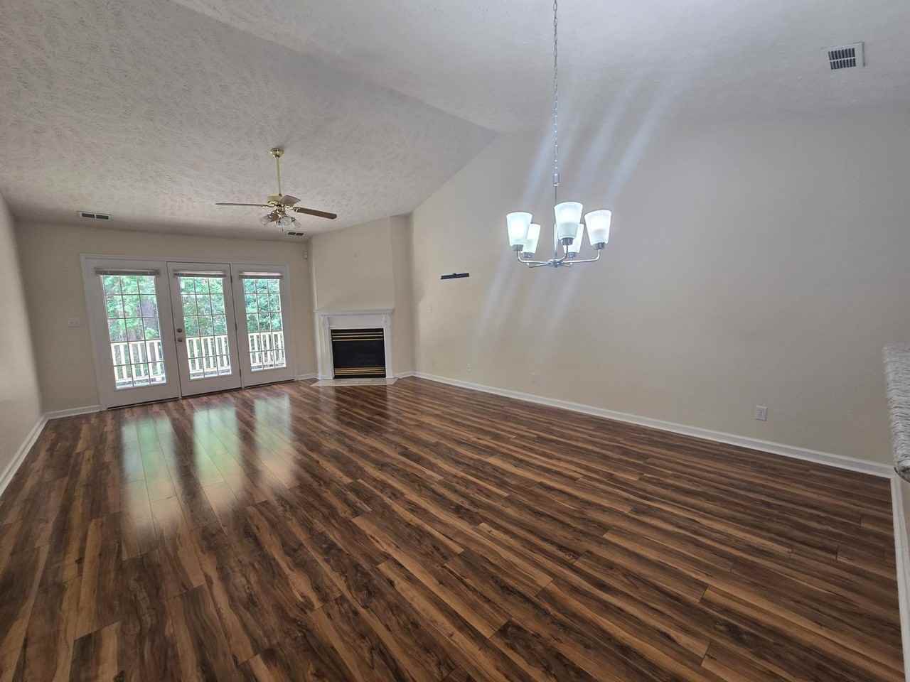 3411 Lainey Ln - Photo 2 of 27