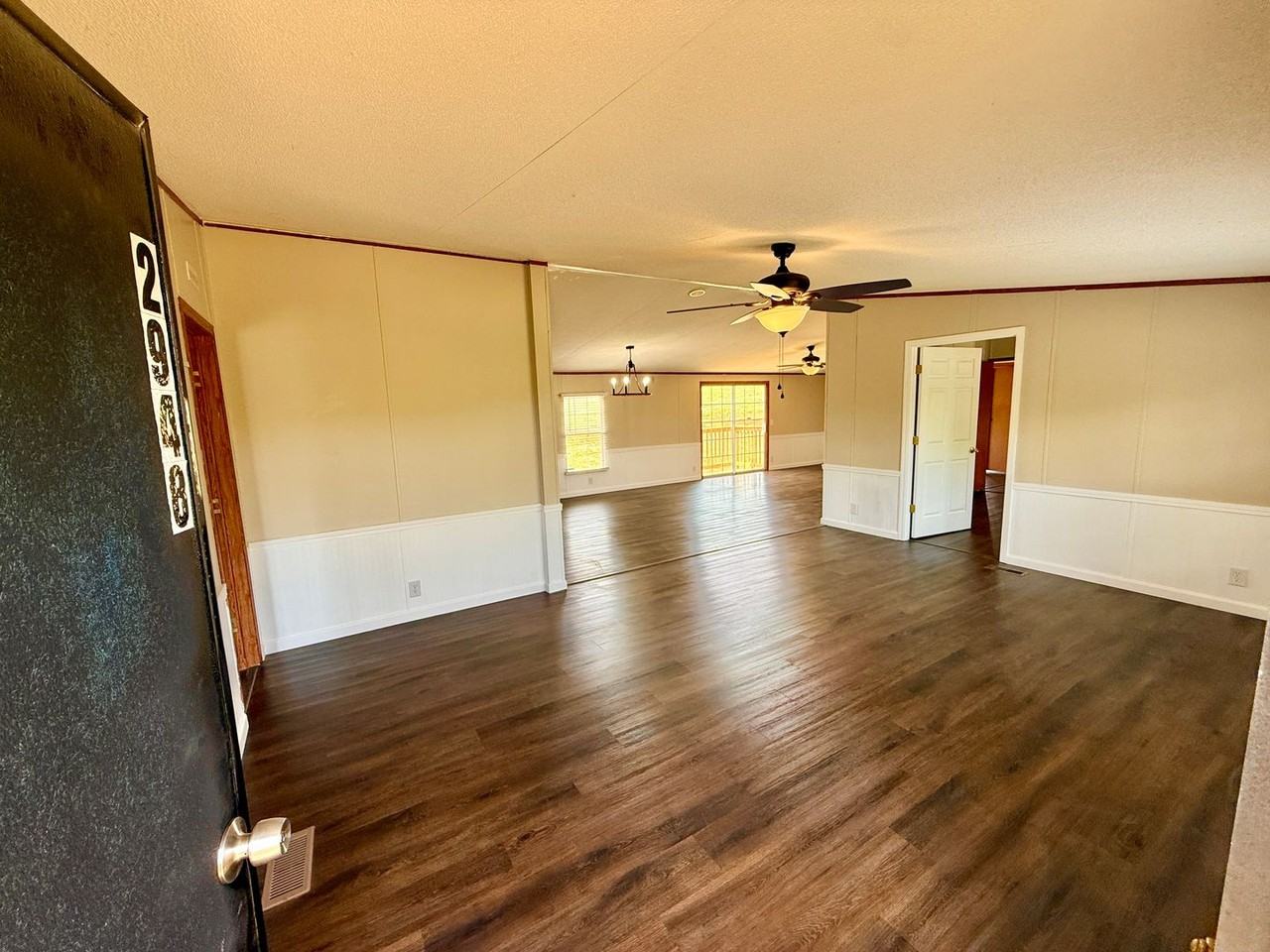 2948 Ellejoy Rd - Photo 3 of 29