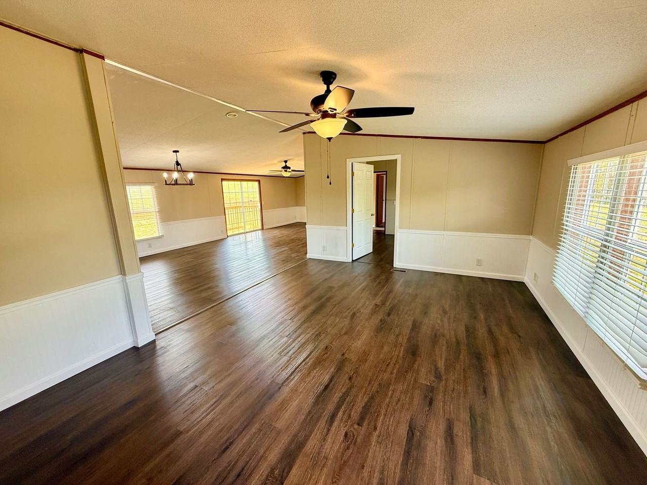 2948 Ellejoy Rd - Photo 4 of 29