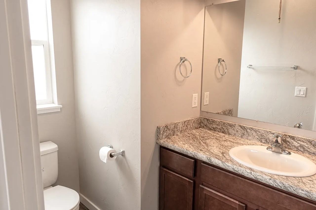 1503 Destiny Ln - Photo 2 of 9