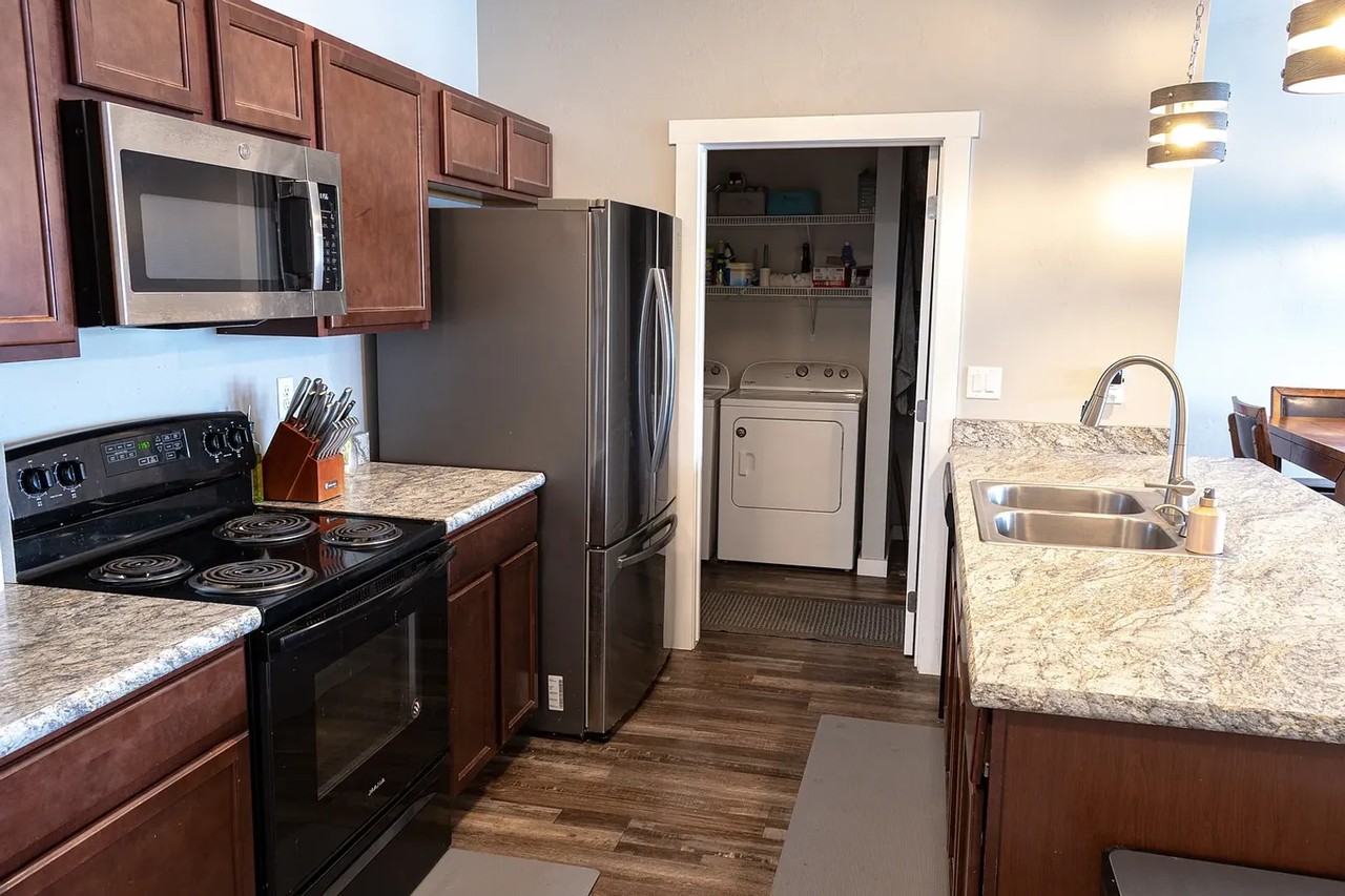 1503 Destiny Ln - Photo 5 of 9