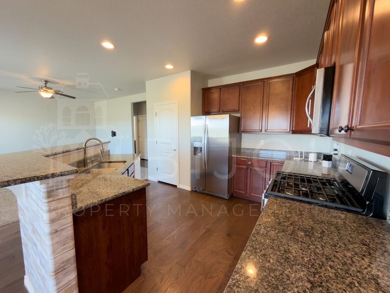 10355 Evening Vista Dr - Photo 6 of 26