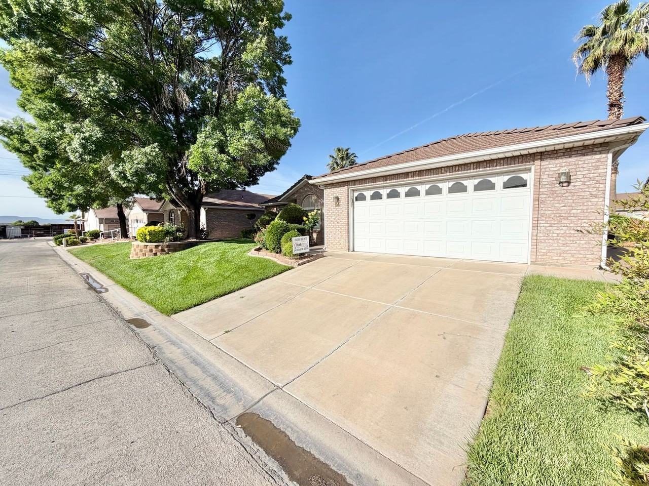 805 S River Rd #54 - Photo 3 of 24