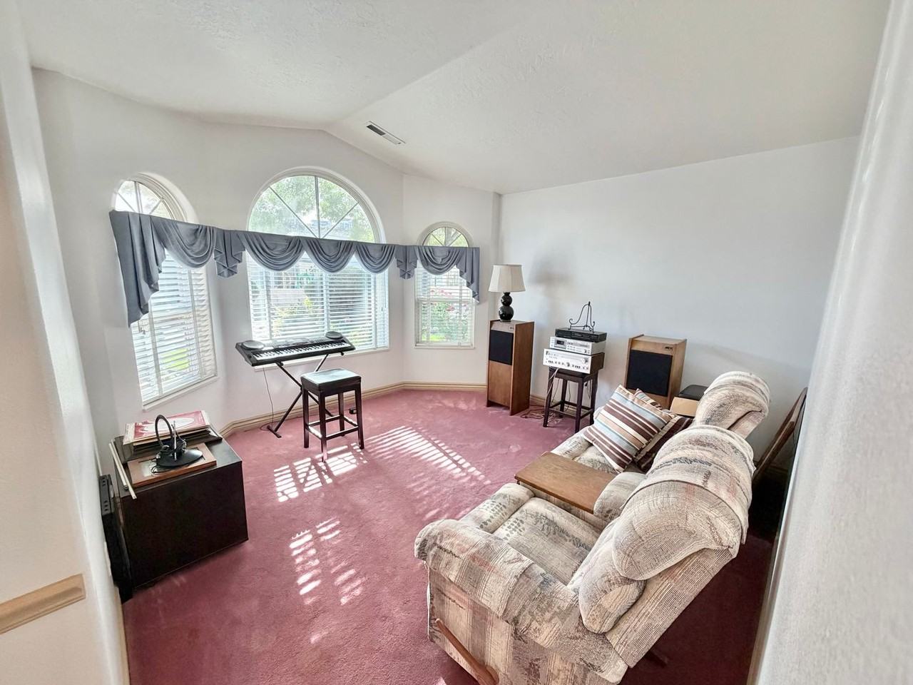 805 S River Rd #54 - Photo 6 of 24