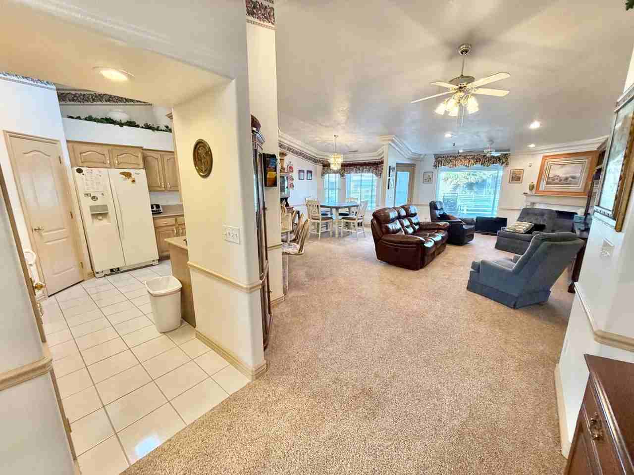 805 S River Rd #54 - Photo 7 of 24