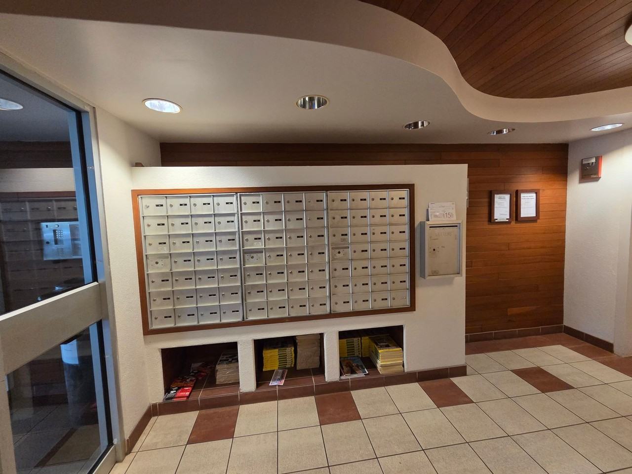 1011 Prospect St #606 - Photo 5 of 14