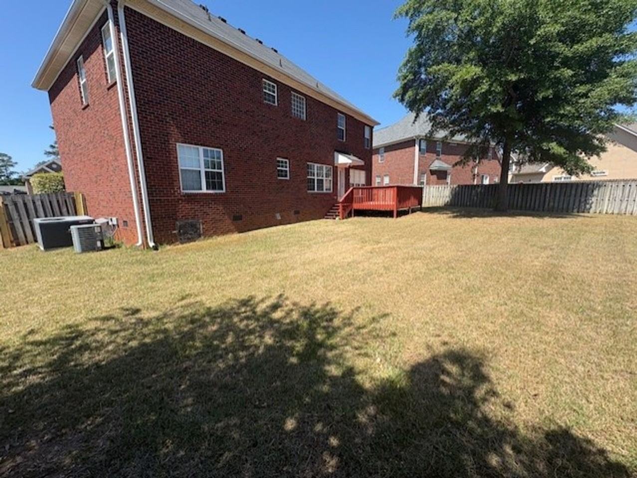 330 Gardenia Dr - Photo 5 of 5