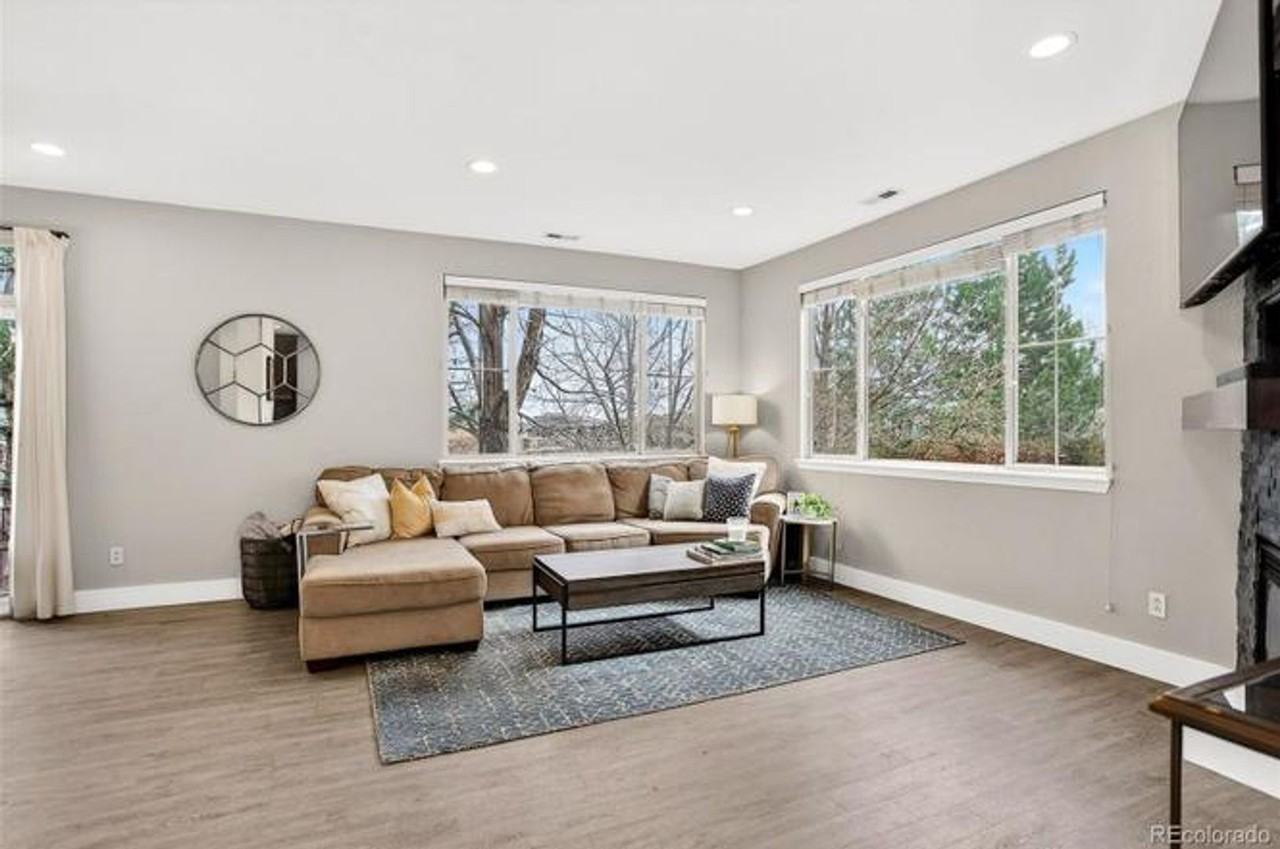 10098 Bluffmont Ln - Photo 4 of 32