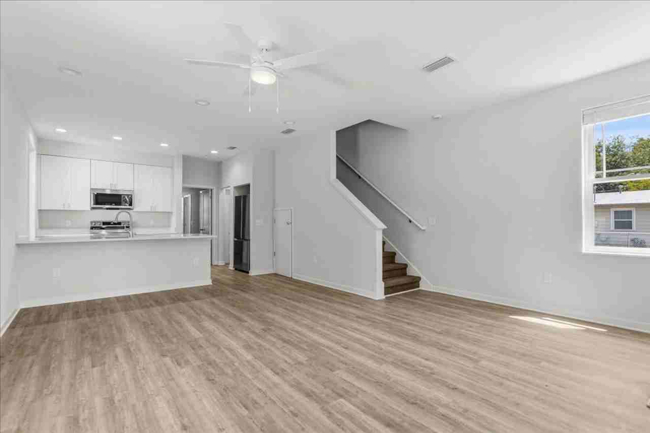 516 Sw 7th Pl