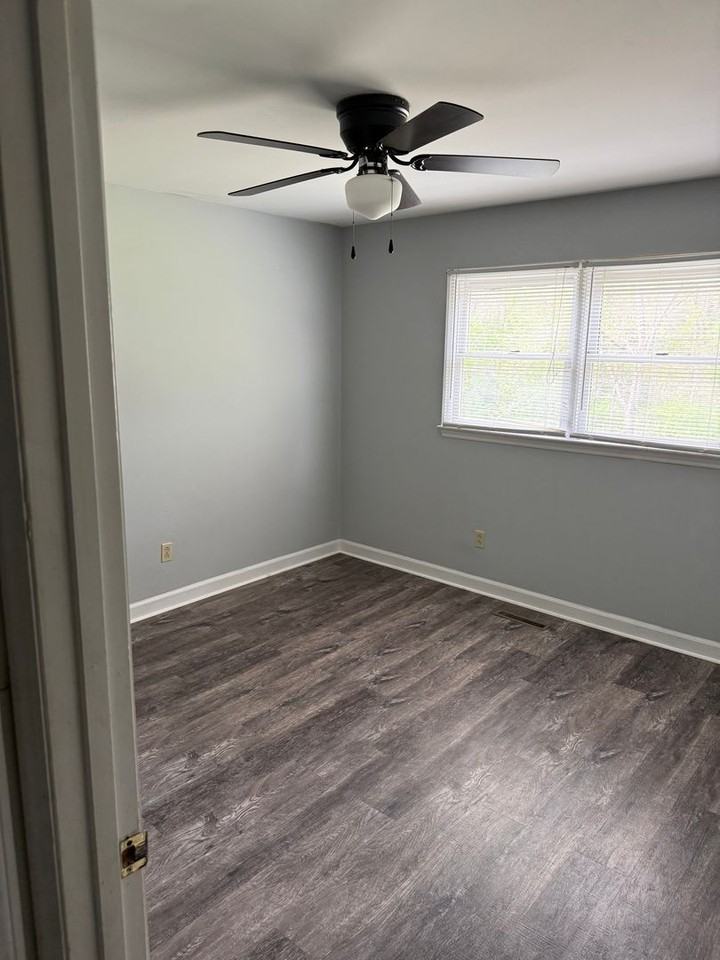 291 Tussey Rd - Photo 6 of 8