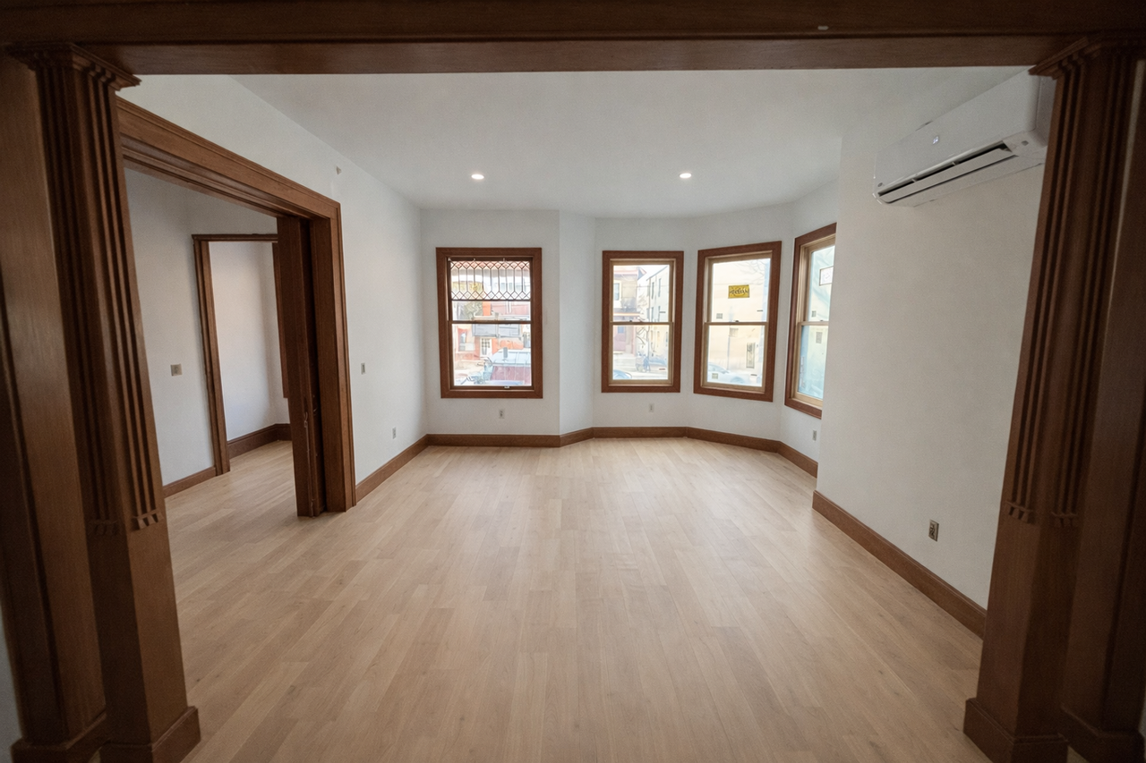 112 S Hancock St - Photo 3 of 17