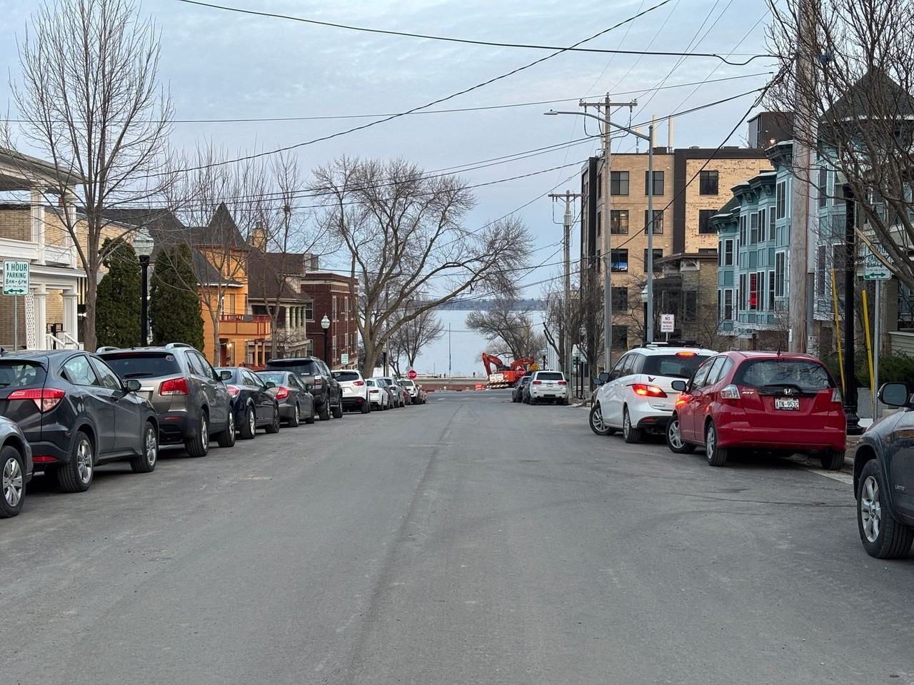 112 S Hancock St - Photo 5 of 17