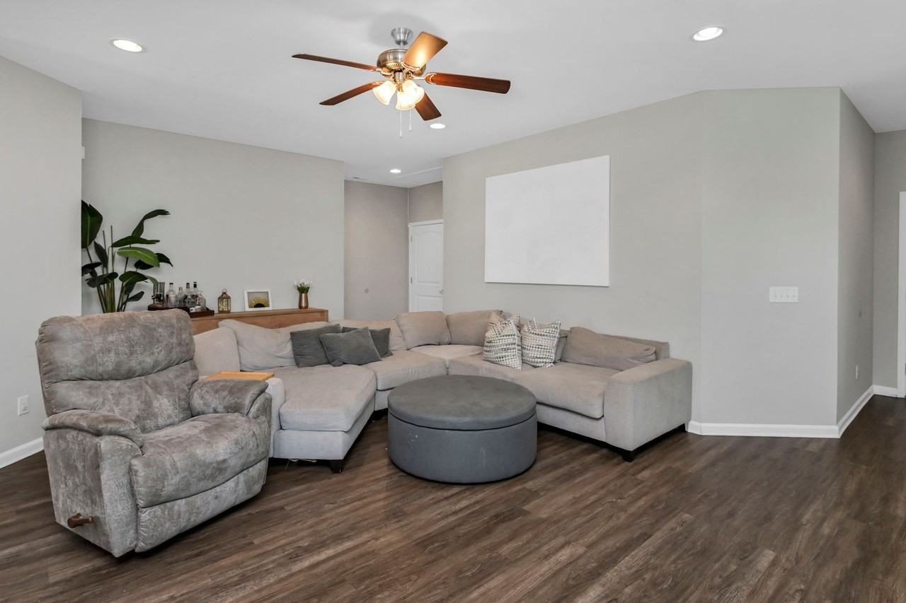 836 Red Solstice Ct - Photo 6 of 36