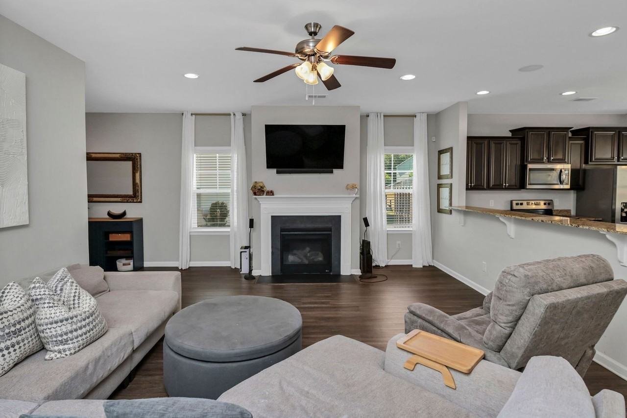 836 Red Solstice Ct - Photo 7 of 36