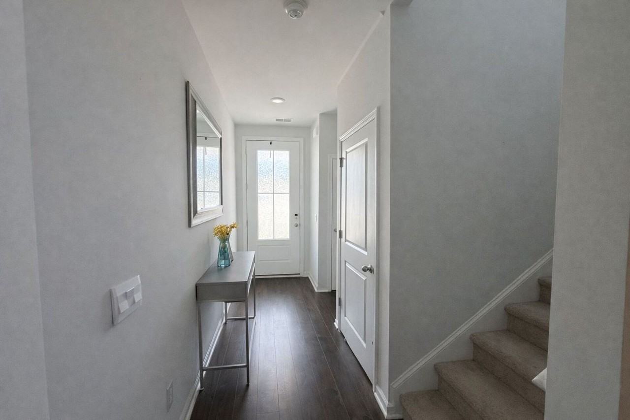 315 Coby Ln - Photo 5 of 20