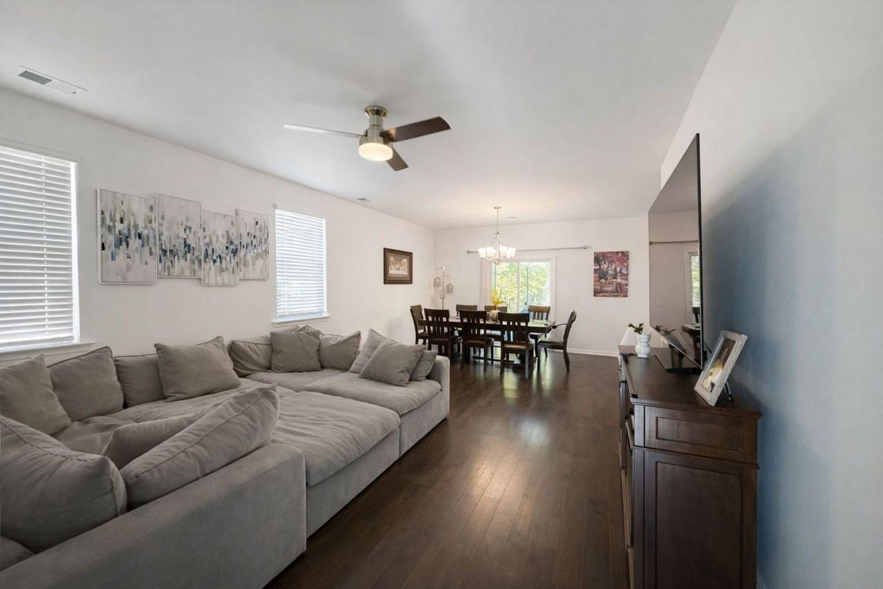 315 Coby Ln - Photo 6 of 20