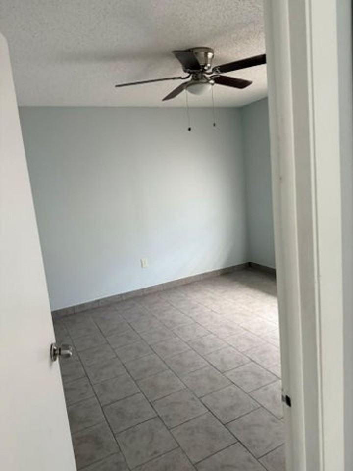 29714 Sw 158th Pl - Photo 4 of 10