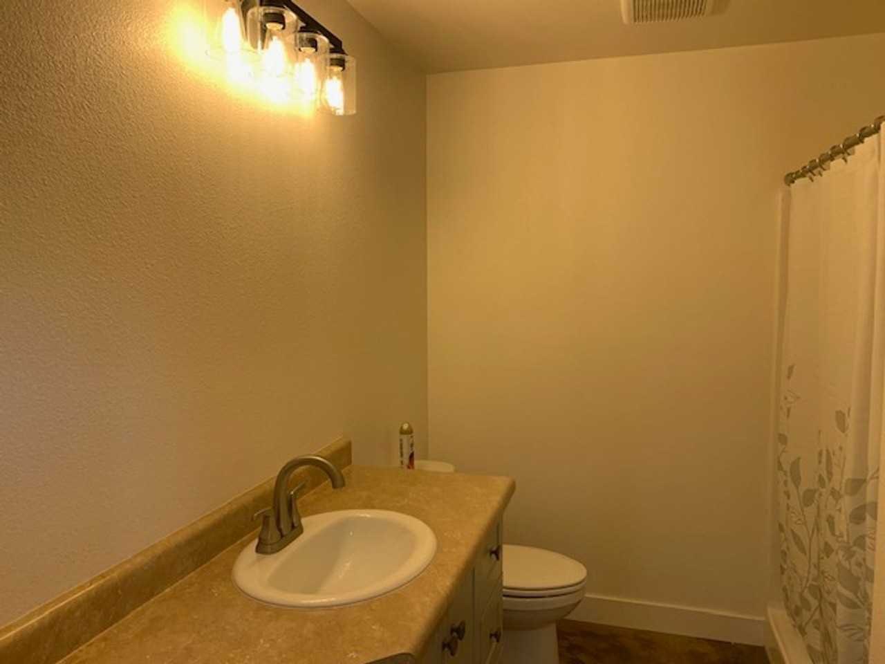 785 W 11th Ave #3 - Photo 7 of 9