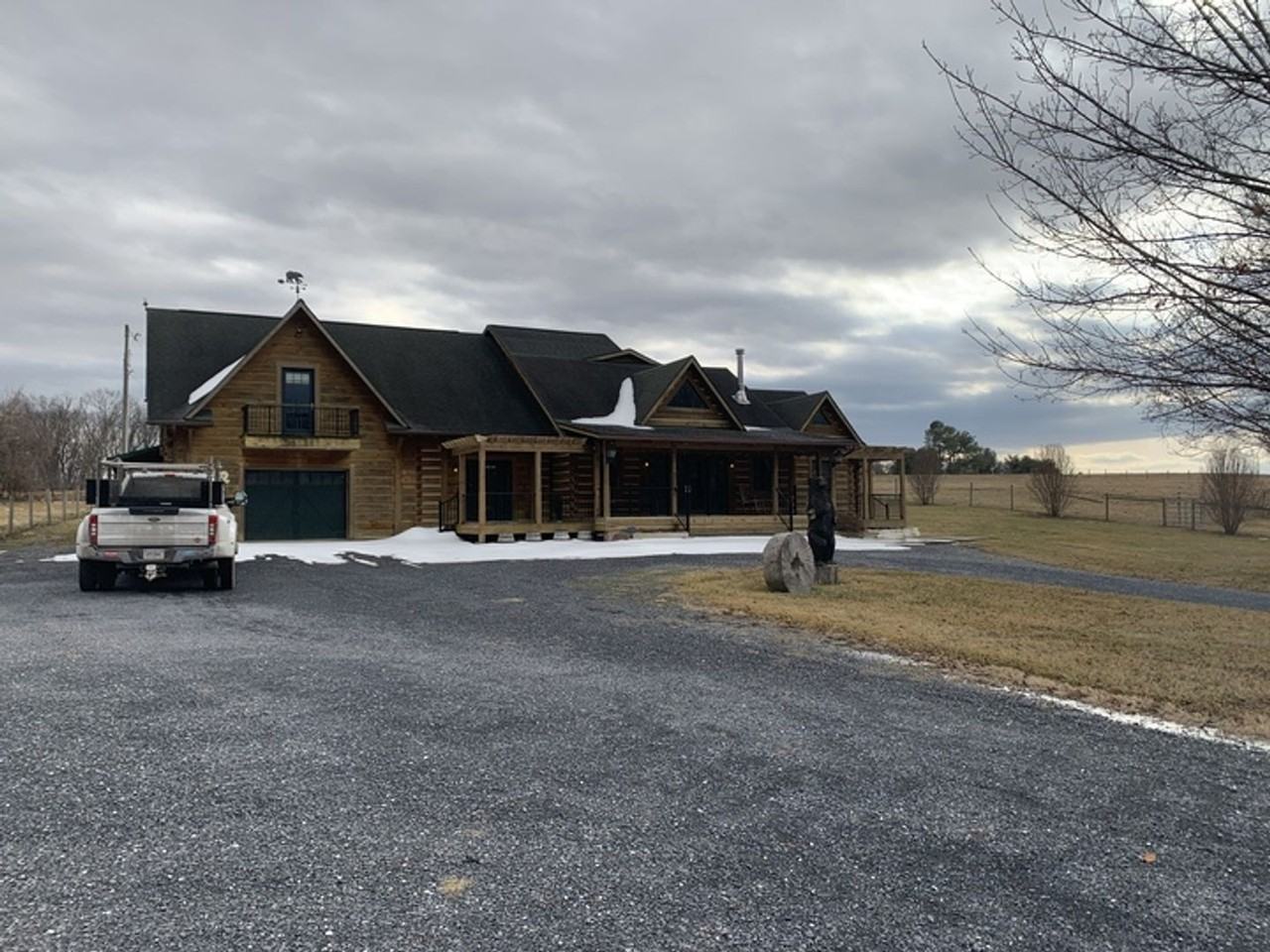 14238 Plains Mill Rd - Photo 2 of 32