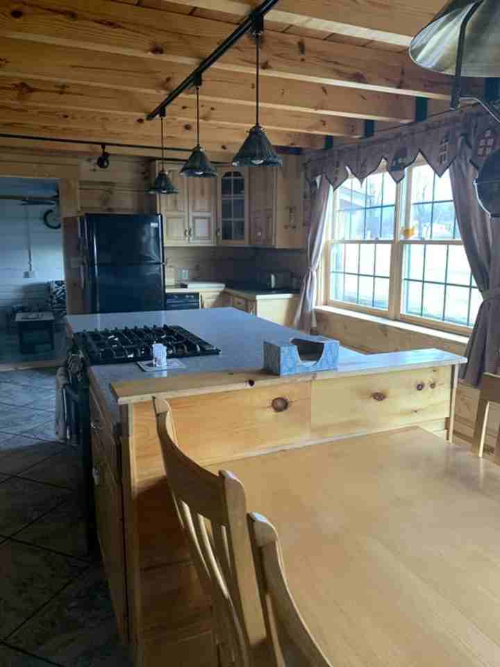 14238 Plains Mill Rd - Photo 5 of 32