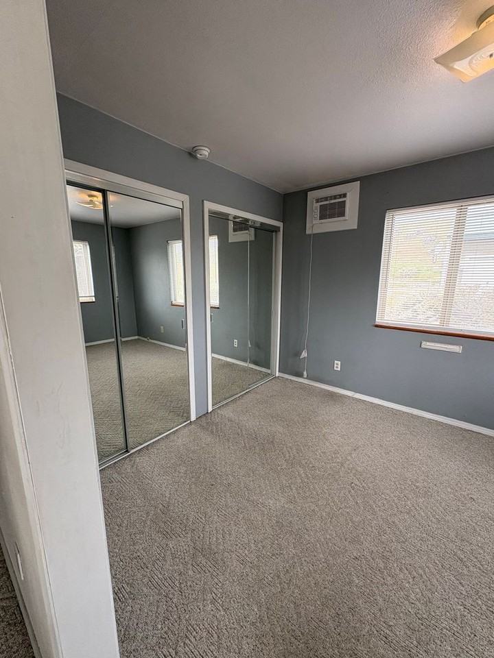 1407 D St Sw - Photo 6 of 8