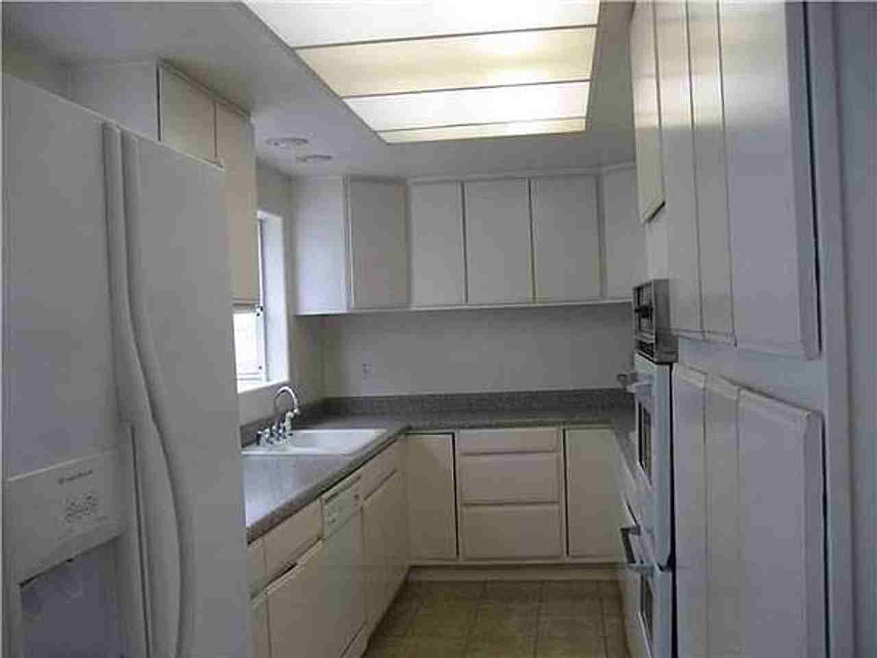 4634 Greene St - Photo 6 of 11