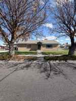 featured image of 836 E Olive Ave