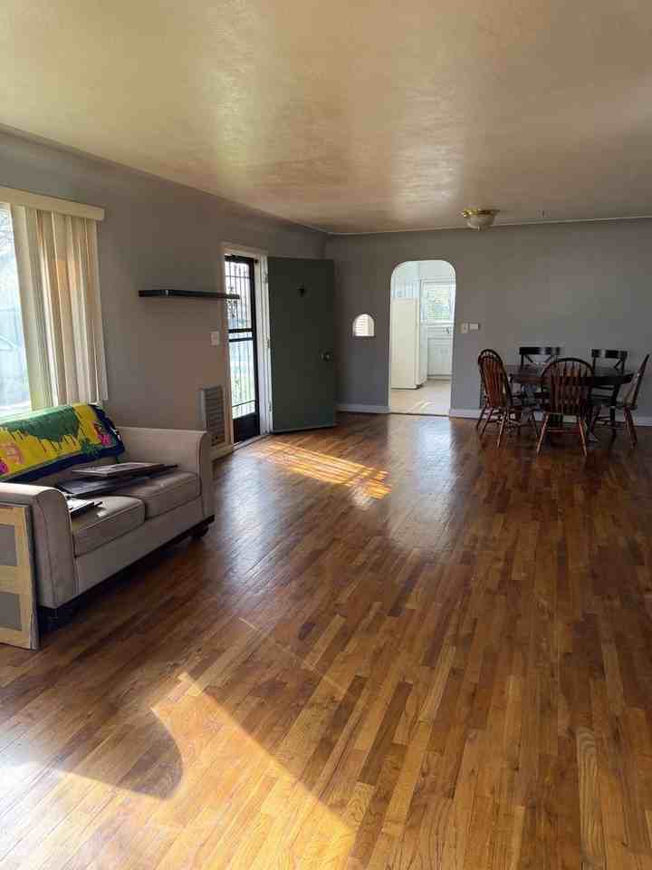 836 E Olive Ave - Photo 6 of 19