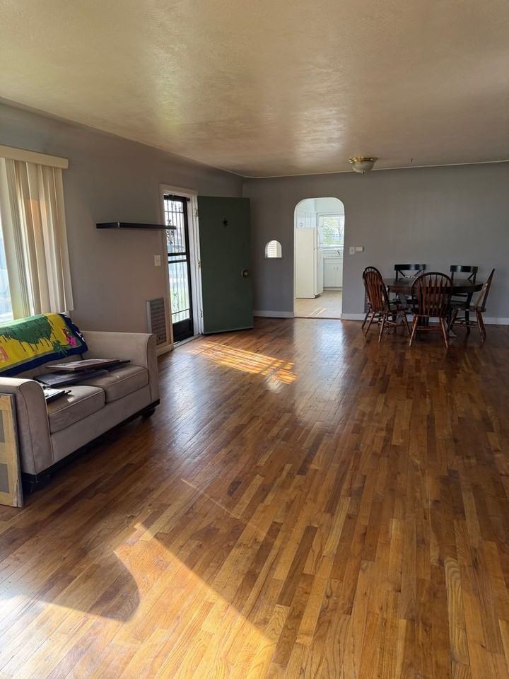 836 E Olive Ave - Photo 7 of 19