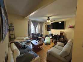 719 Parker St - Photo 1 of 1