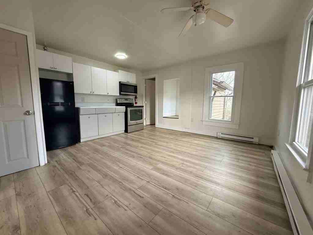 170 S Hyde Park Ave 2nd Fl - Photo 6 of 15