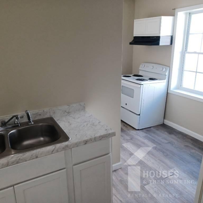 120 Owens St - Photo 4 of 14