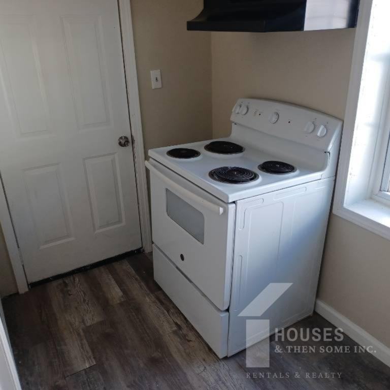 120 Owens St - Photo 5 of 14