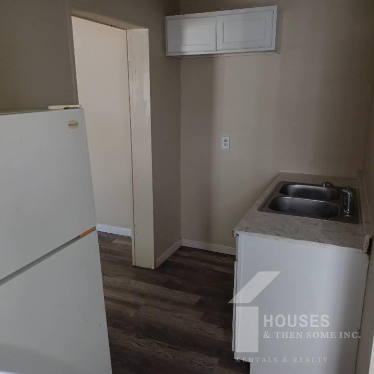 120 Owens St - Photo 7 of 14