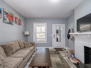 128 Teece Ave - Photo 7 of 16