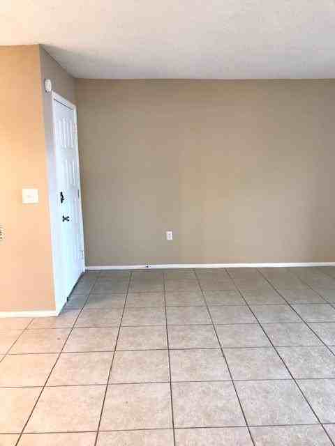 6110 Curry Ford Rd Apt 117 - Photo 2 of 22