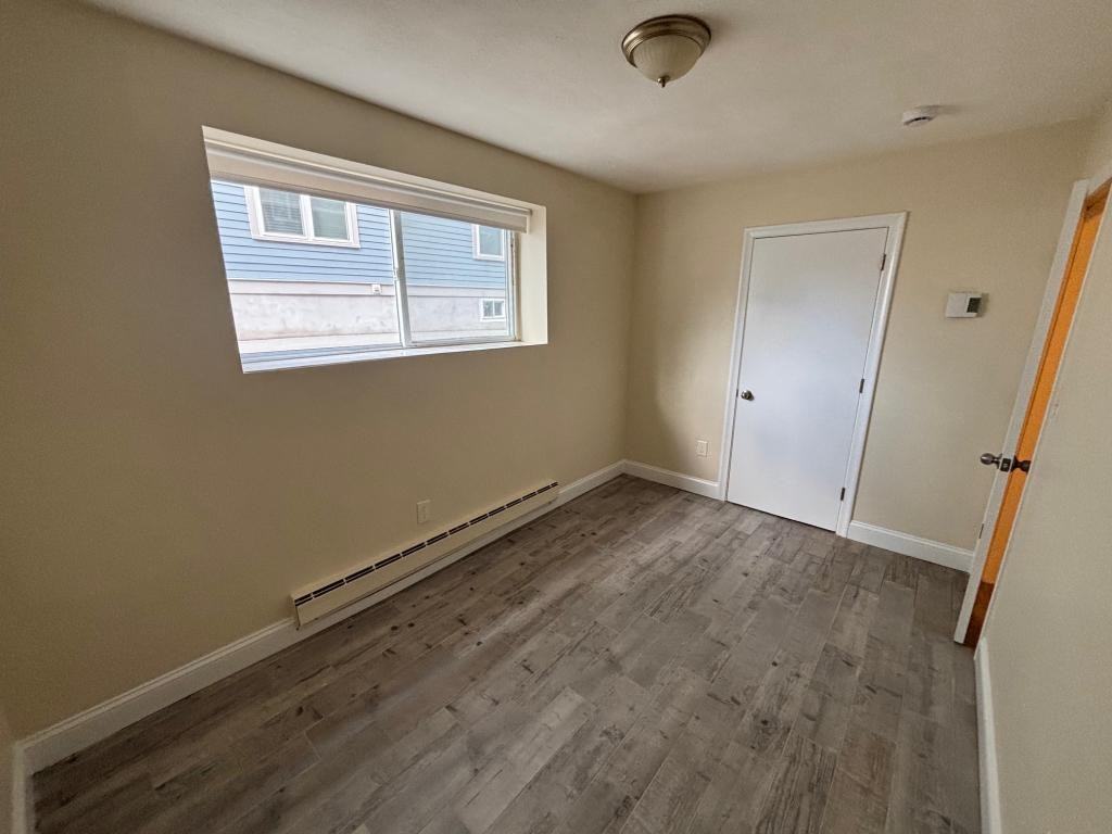 656 Hyde Park Ave - Photo 7 of 7