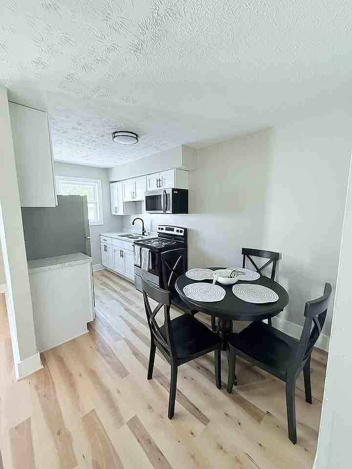 Vista West III - Photo 4 of 25