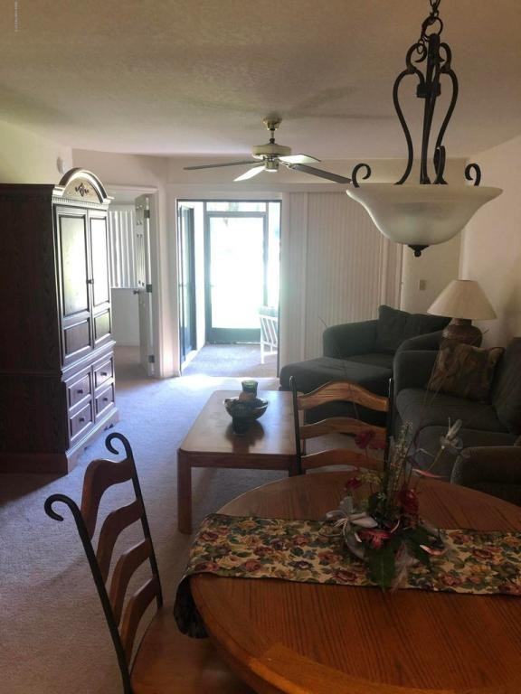 1209 Country Club Dr - Photo 4 of 10