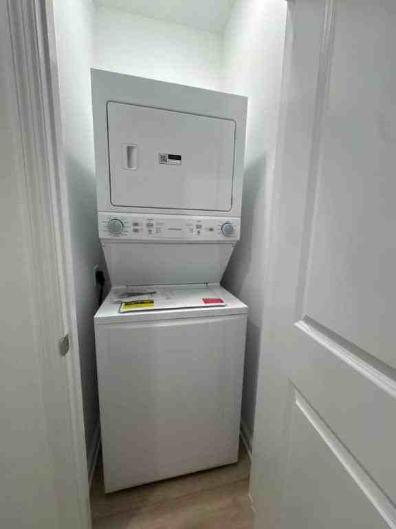 4371 Vibernum Ave ##B - Photo 7 of 8