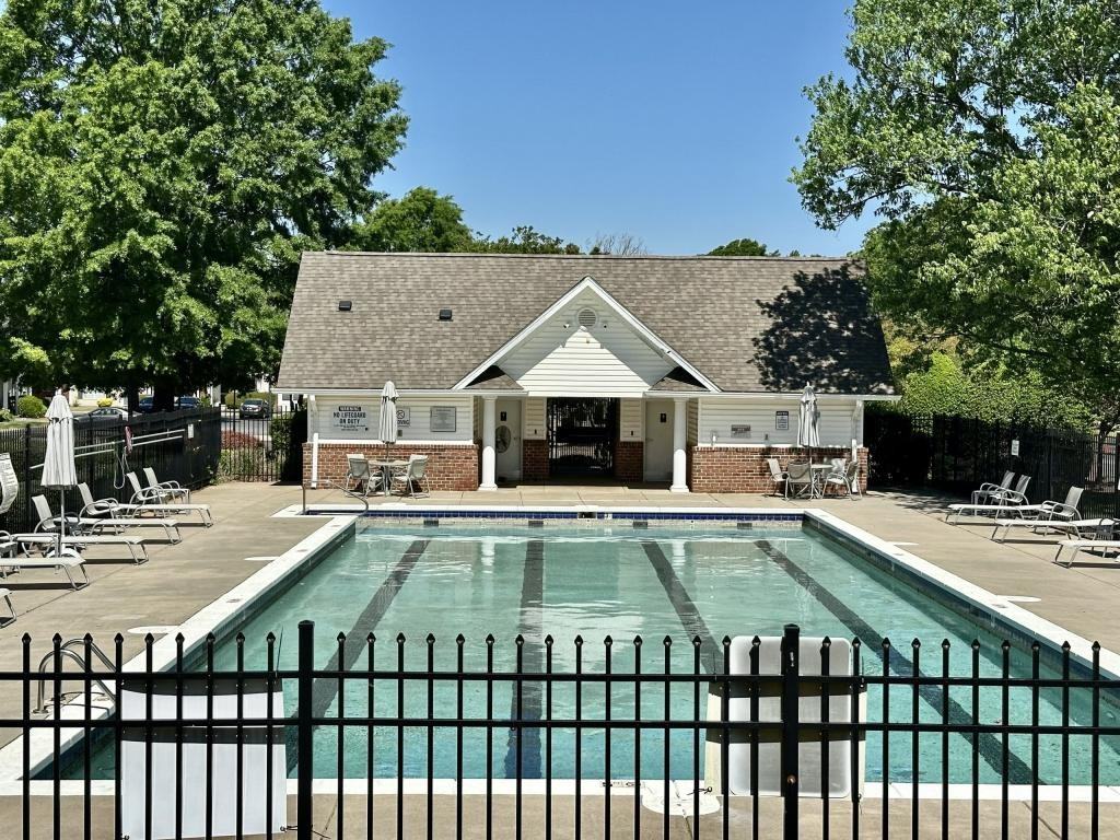 Persimmon Tree Dr - Photo 2 of 29