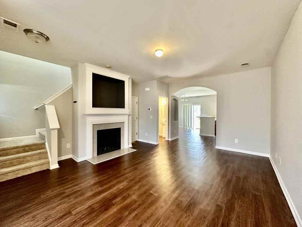 Persimmon Tree Dr - Photo 3 of 29