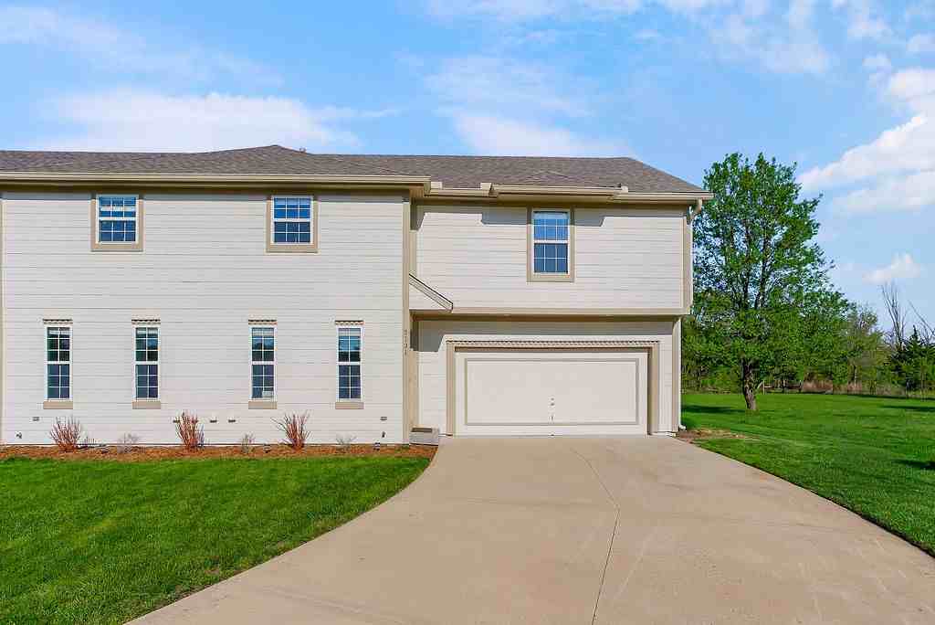 5131 Woodland Dr #5131 - Photo 3 of 34