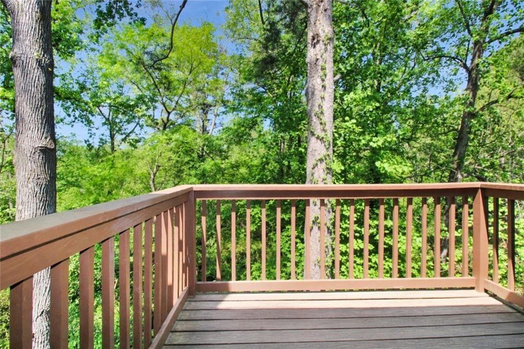 204 Ivy Green Ln Se - Photo 5 of 16