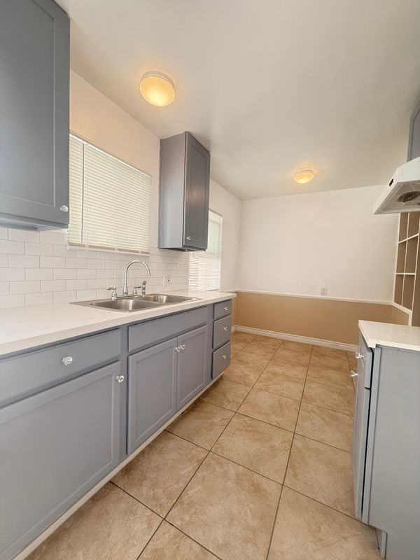 2431 W Beverly Blvd - Photo 5 of 9