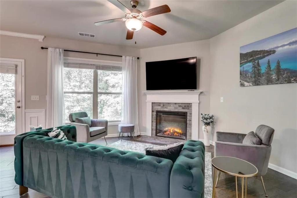 2525 Norwood Park Xing - Photo 5 of 29