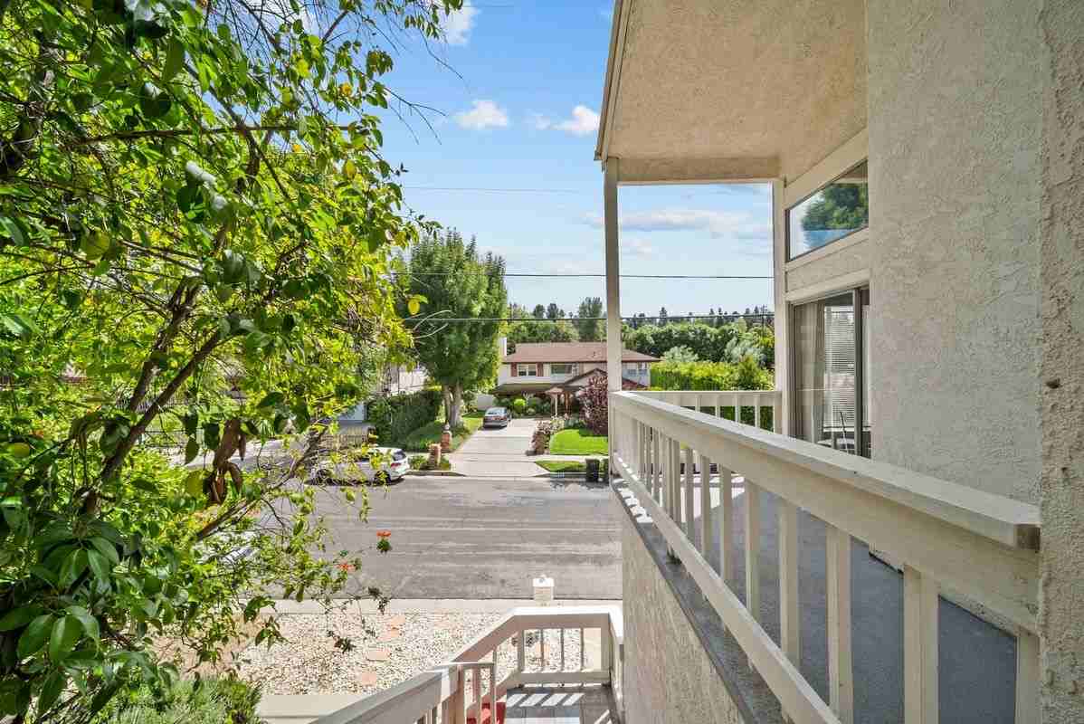 22647 Margarita Dr - Photo 2 of 28